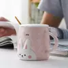 Чашка керамічна 300 мл Rabbit з кришкою і ложкою, рожевий
